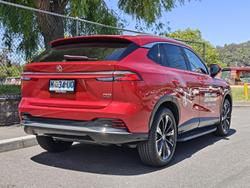 2025 MG HS Super Hybrid Essence