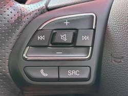 2022 MG HS Essence X