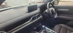 2025 Mazda CX-5 G25 Akera