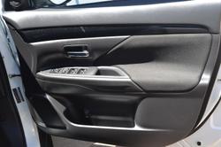 2018 Mitsubishi Outlander ES