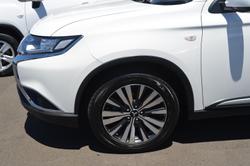 2018 Mitsubishi Outlander ES