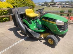 2015 John Deere D110