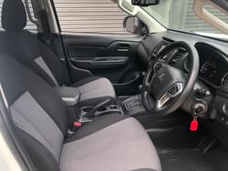 2022 Mitsubishi Triton GLX MR MY22 4x2 White