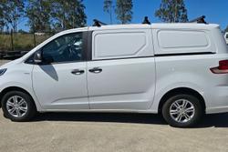 2022 LDV G10 LIFT DOOR