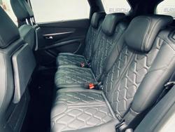 2018 Peugeot 5008 GT Line P87 MY19 Pearl White