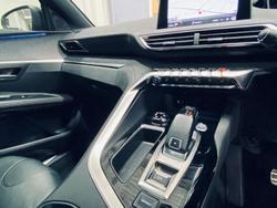 2018 Peugeot 5008 GT Line P87 MY19 Pearl White