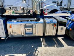 2023 Mack Superliner M