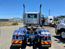 2023 Mack Superliner M