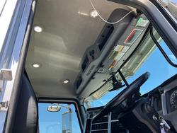 2023 Mack Superliner M