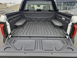 2025 KGM Musso EV 2WD Black Edge