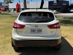 2015 Nissan QASHQAI ST