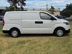 2020 Hyundai iLoad TQ4 MY20 Creamy White