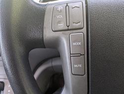 2011 Hyundai iMax TQ-W Ceramic White