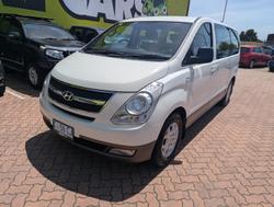 2011 Hyundai iMax TQ-W Ceramic White