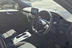 2022 Ford Escape ST-Line