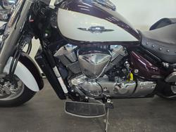 2010 Suzuki BOULEVARD (C109R) Red