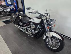2010 Suzuki BOULEVARD (C109R) Red