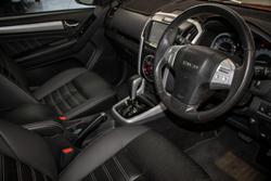 2018 Isuzu MU-X LS-T