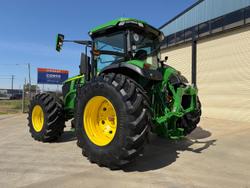 2022 John Deere 7R210