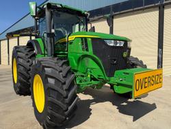 2022 John Deere 7R210