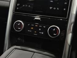 2025 Land Rover Discovery D350 S