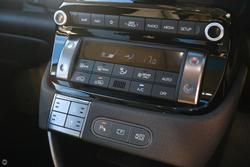 2025 Hyundai INSTER Cross