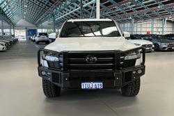 2023 Toyota Landcruiser GXL