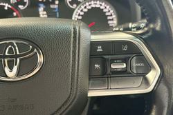 2023 Toyota Landcruiser GXL