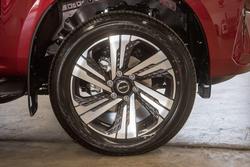 2025 Isuzu MU-X LS-T