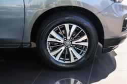 2020 Nissan Pathfinder ST