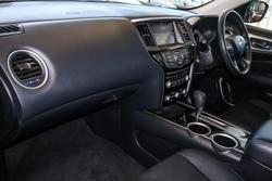 2020 Nissan Pathfinder ST