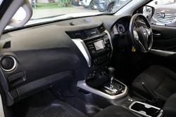 2018 Nissan Navara RX