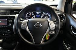 2018 Nissan Navara RX