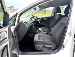 2013 Volkswagen Golf 110TDI Highline 7 Pure White