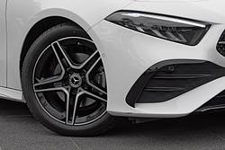 2024 Mercedes-Benz A-Class A200