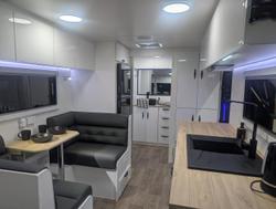 2026 Supreme My26 Classic Tourer 2000_R_K1e1_T