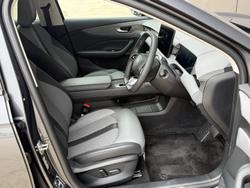 2025 MG MGS5 EV Essence 62