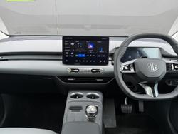 2025 MG MGS5 EV Essence 62