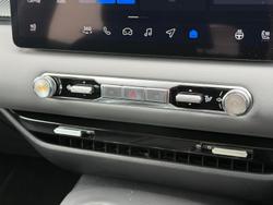 2025 MG MGS5 EV Essence 62