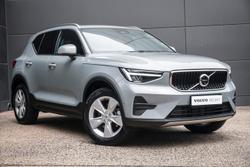 2025 Volvo XC40 Plus B4