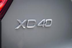 2025 Volvo XC40 Plus B4