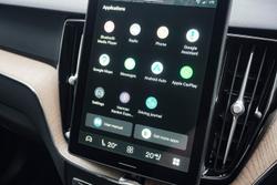 2025 Volvo XC60 Plus B5 Bright