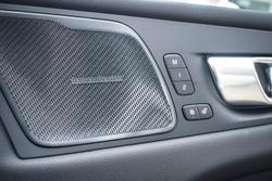 2025 Volvo XC60 Plus B5 Bright