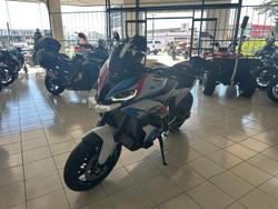 2025 BMW M 1000 XR M 1000 White