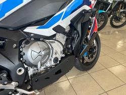 2025 BMW M 1000 XR M 1000 White