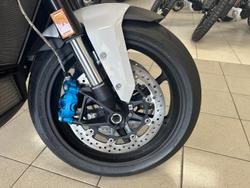 2025 BMW M 1000 XR M 1000 White