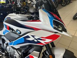 2025 BMW M 1000 XR M 1000 White