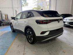 2025 Volkswagen ID.4 Pro