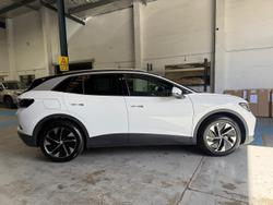 2025 Volkswagen ID.4 Pro