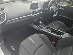 2018 Mazda 3 Maxx Sport